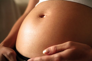 Vrouw met donorbaarmoeder zwanger